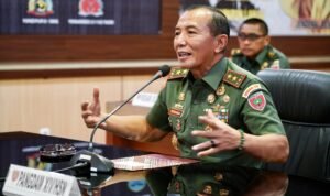 Vicon dengan Dansat Jajaran Kodam, Pangdam XIV Hasanuddin Tekankan Laksanakan Tugas Secara Profesionalisme dan Militansi
