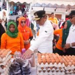 Pj Gubernur Sulsel Kunjungi Pasar Cekkeng, Stok dan Harga Pangan Stabil di Bulukumba