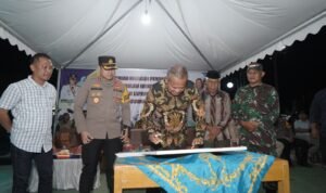 Bupati Luwu Resmikan Pedestarian dan Revitalisasi Lapangan Bua dan Ponrang