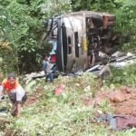 Bus Berisi 9 Orang Terjun ke Jurang di Battang Palopo, 2 Meninggal