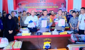 Polisi Limpahkan Berkas Perkara 18 Tersangka Uang Palsu UIN Alauddin Makassar ke Kejari Gowa