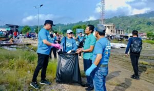 Peringati Hari Lingkungan Hidup 2025, Pemda Morut Gelar Apel dan Aksi Bersih Sampah Plastik