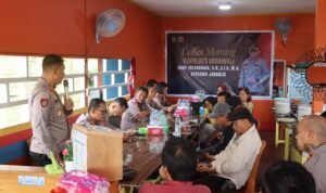 Kapolres Morowali dan Insan Pers Ngopi Bareng Bahas Kamtibmas