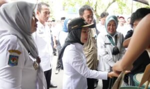 Wali Kota Palopo Tinjau Harga dan Stok Bahan Pokok di PNP-Gudang Bulog