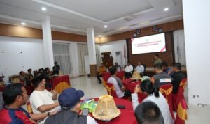 Bupati dan Wakil Bupati Luwu Silaturahmi dengan Insan Pers