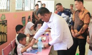 Bupati Luwu Tinjau Program Makan Bergizi Gratis di Larompong